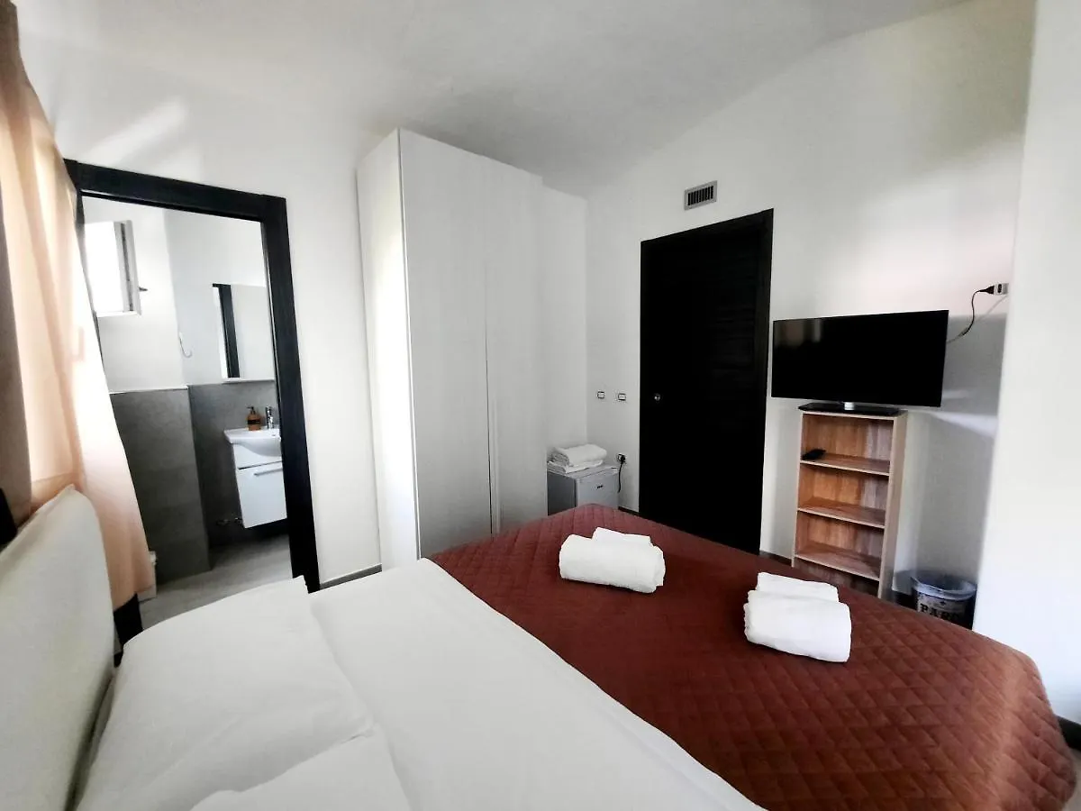 Il Salice B&B Olbia 3*,  Italien